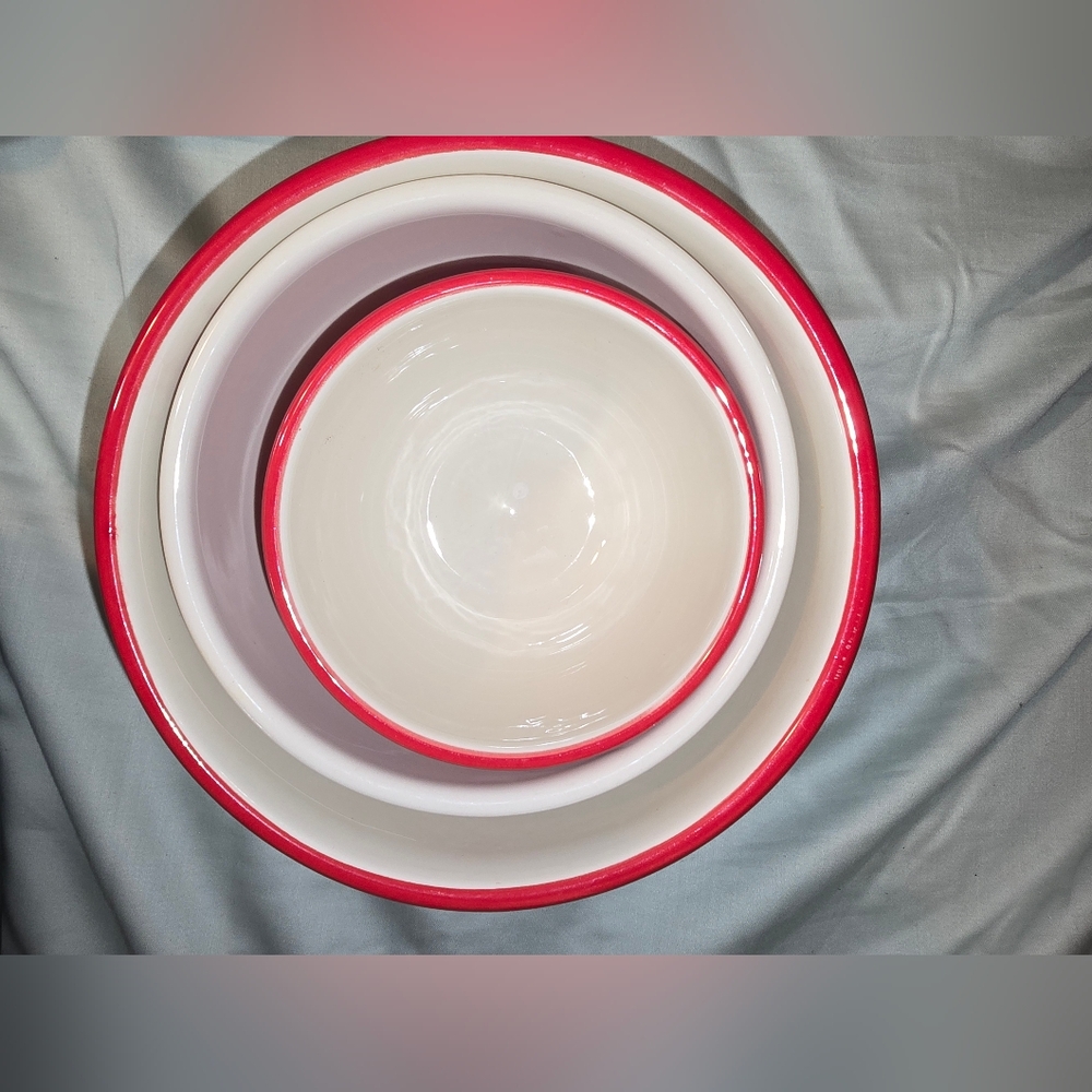 Set of 3 ceramic valentines bowls